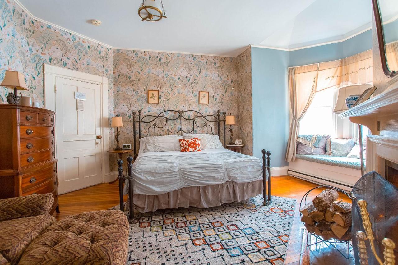 Apple Tree Inn Lenox Εξωτερικό φωτογραφία