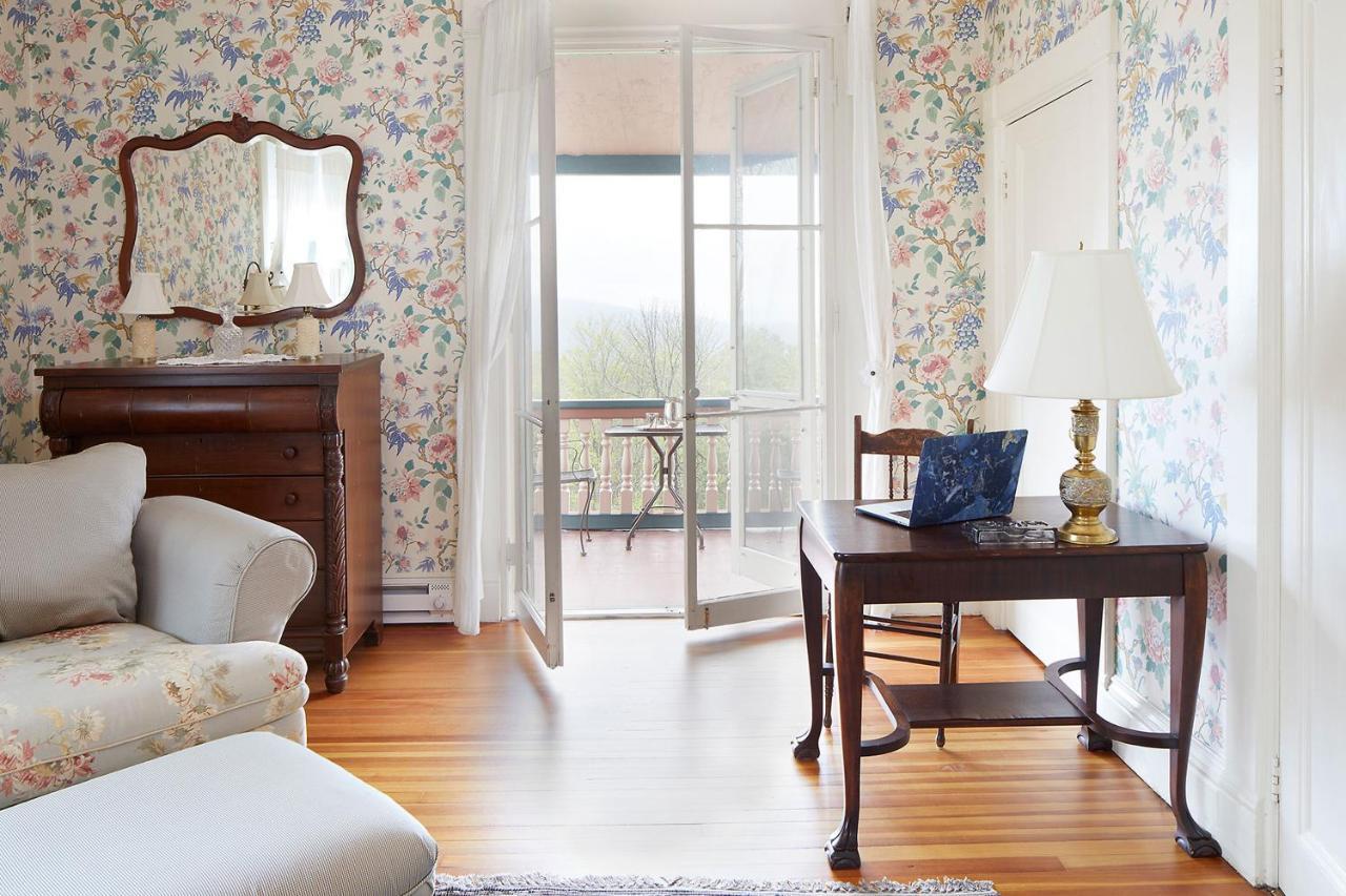 Apple Tree Inn Lenox Εξωτερικό φωτογραφία