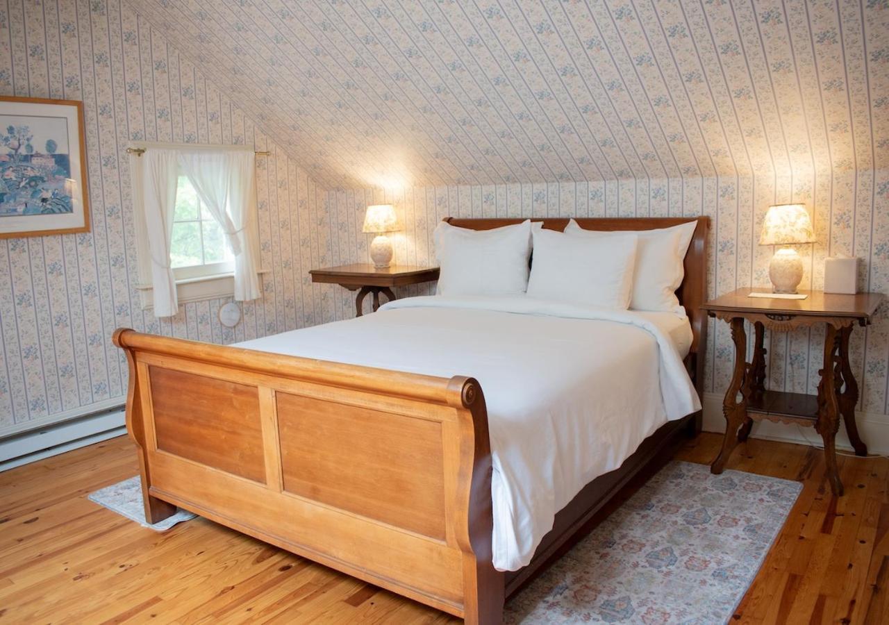 Apple Tree Inn Lenox Εξωτερικό φωτογραφία